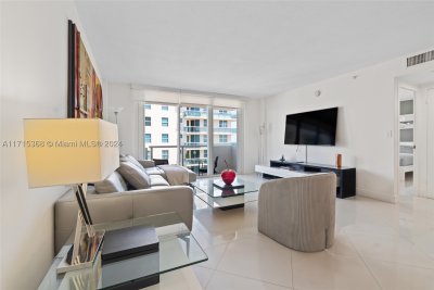 Aluguel de apartamento no Carlisle On The Ocean 1103