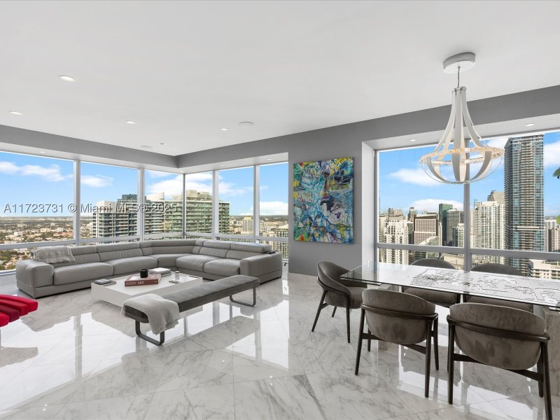 Condo for sale at Four Seasons Millenium Tower I 52BC