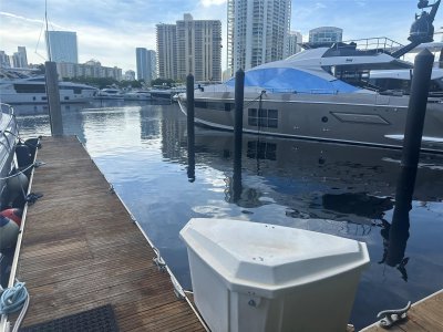 Comprar apartamento no The Yacht Club at Aventura