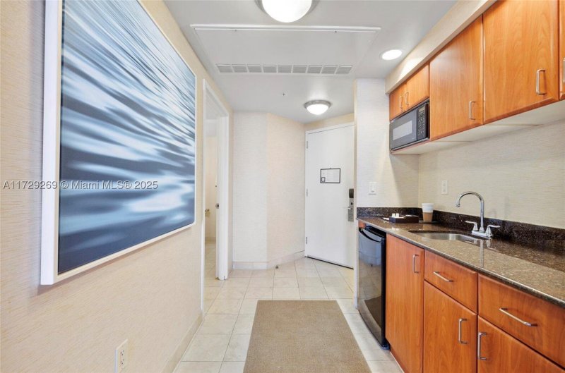 Condo for sale at Trump International Sonesta Beach Resort 916