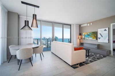 Comprar apartamento en Hyde Beach House T3502