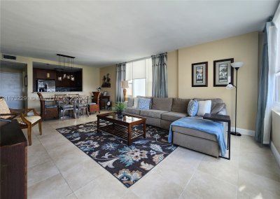 Aluguel de apartamento no Alexander Towers 1206