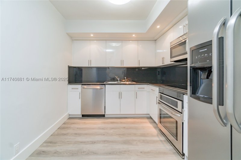 Condo for sale at Mystic Pointe 500 1513