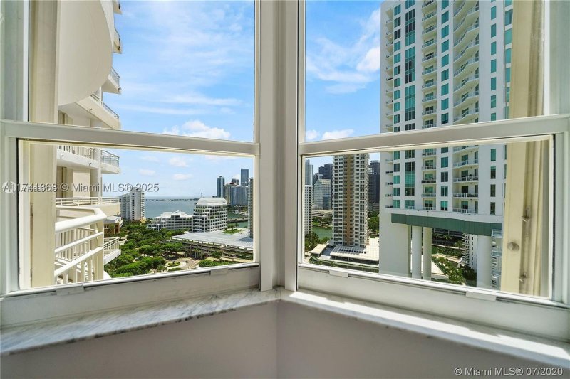 Apartment for rent at One Tequesta Point 600