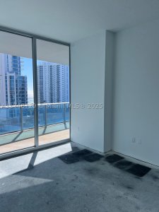 Comprar apartamento no Aurora 1004
