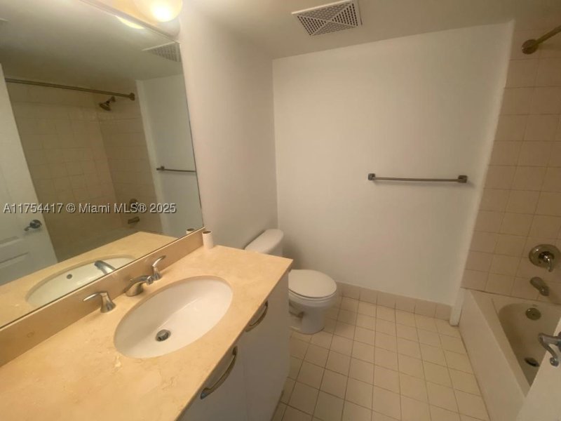 Comprar apartamento no Skyline On Brickell 1401
