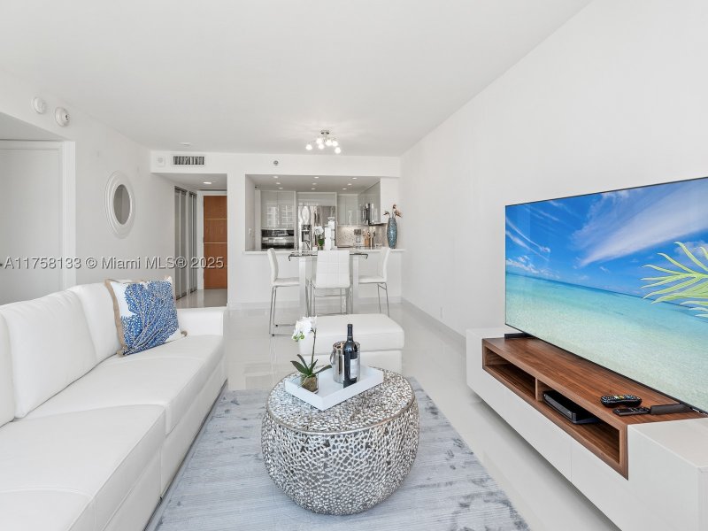 Condo for sale at South Pointe Tower 906