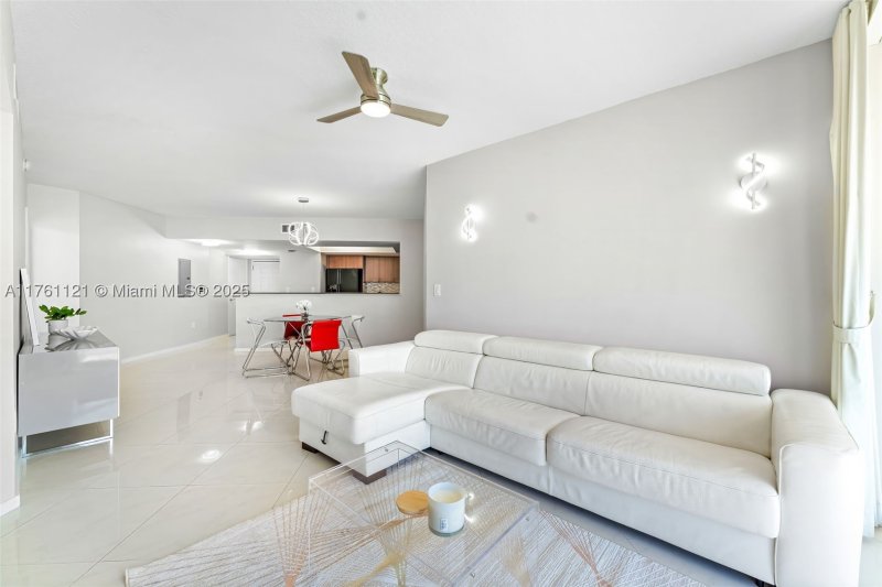 Alquiler de apartamento en La Perla 2810