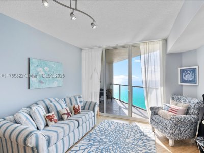 Comprar apartamento no La Perla 3710