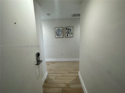 Comprar apartamento no Beachwalk T2202