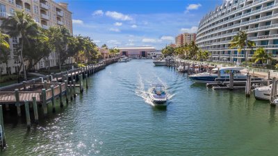 Comprar apartamento no Alaqua 111