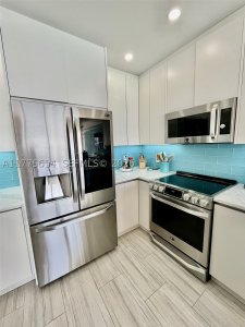 Aluguel de apartamento no Alexander Towers 1421