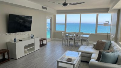 Aluguel de apartamento no Alexander Towers 1421