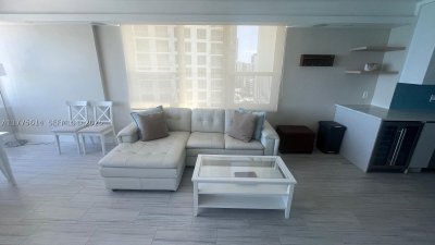 Aluguel de apartamento no Alexander Towers 1421