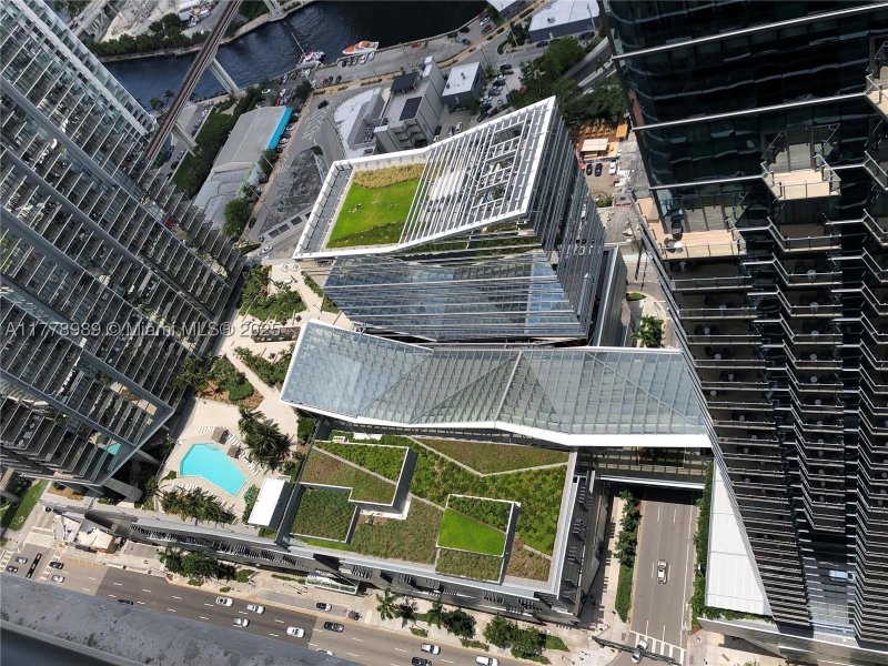 Comprar apartamento en SLS Lux Brickell 5108