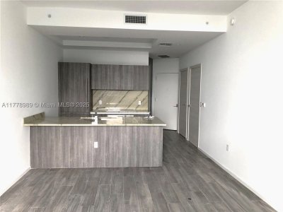 SLS Lux Brickell Apt #5108