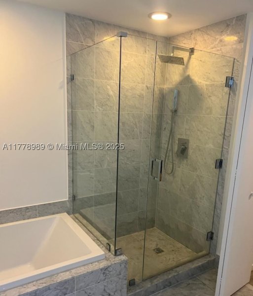 Comprar apartamento en SLS Lux Brickell 5108