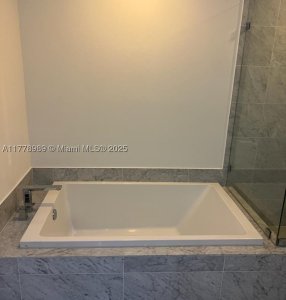 Comprar apartamento en SLS Lux Brickell 5108