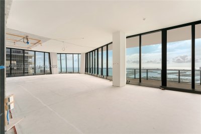 Comprar apartamento en One Thousand Museum 5801