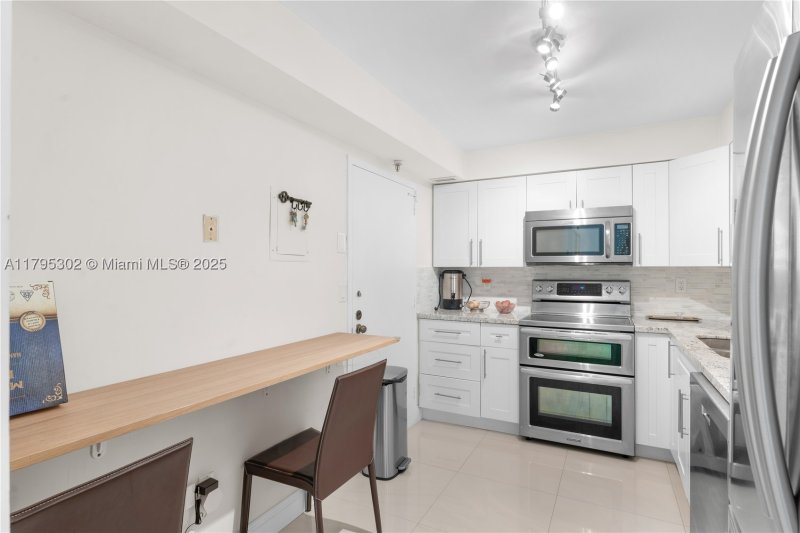 Comprar apartamento en 9500 Oceans Condo 301