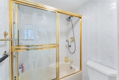 Comprar apartamento en 9500 Oceans Condo 301