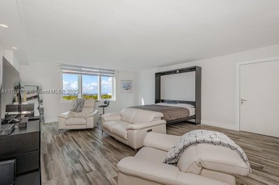 Comprar apartamento en Roney Palace 1532