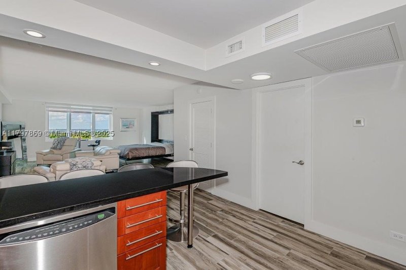 Comprar apartamento en Roney Palace 1532