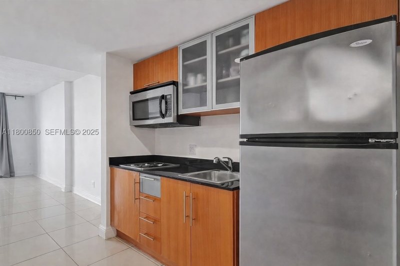 Condo for sale at Opera Tower 4007