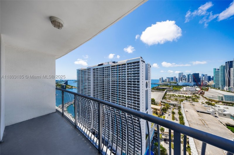 Condo for sale at Opera Tower 3308