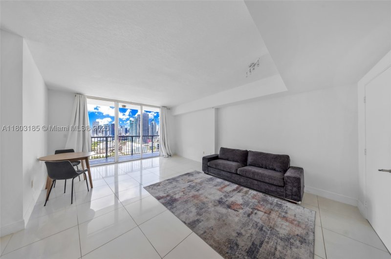Condo for sale at Opera Tower 3308