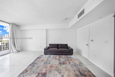 Comprar apartamento en Opera Tower 3308