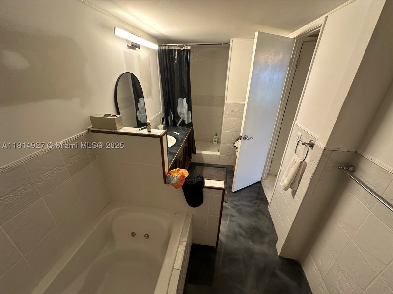 Comprar apartamento en Charter Club Condos PH14