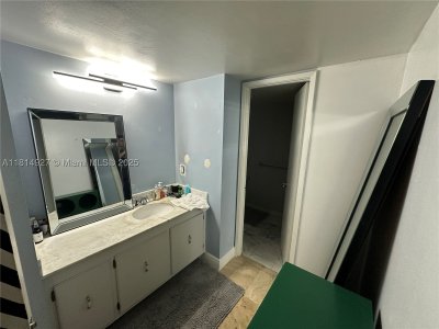 Comprar apartamento en Charter Club Condos PH14