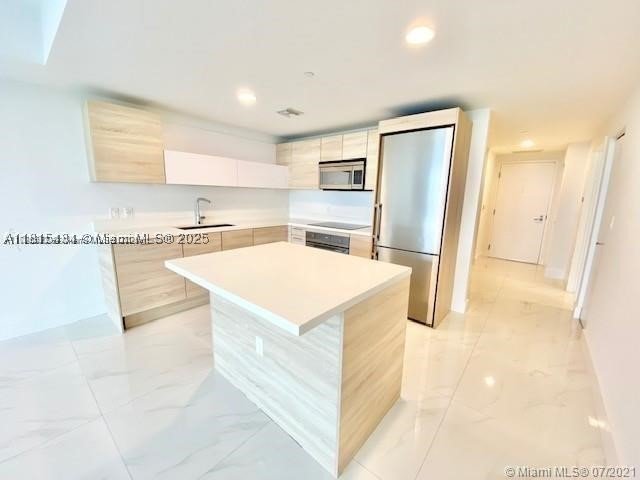 Comprar apartamento en The Harbour 702