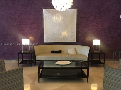 Comprar apartamento en Harbour House 628