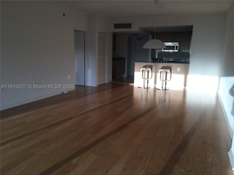 Comprar apartamento en Harbour House 628