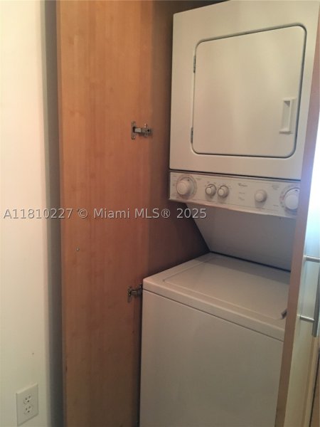 Comprar apartamento en Harbour House 628