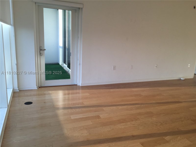 Comprar apartamento en Harbour House 628