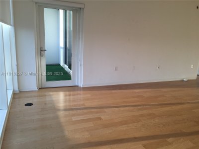 Comprar apartamento en Harbour House 628