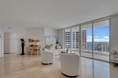 Comprar apartamento en Three Tequesta Point 1803