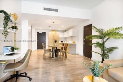 Comprar apartamento no Costa Hollywood N521