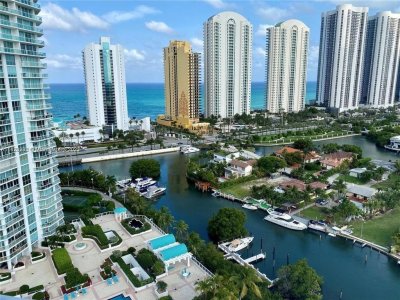 Comprar apartamento no Oceania 5 2052