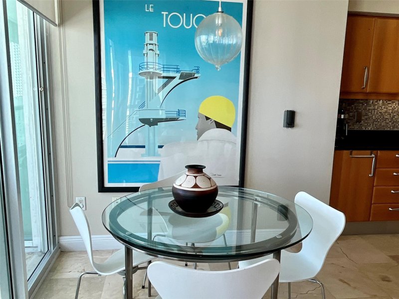 Condo for sale at Oceania 5 2052