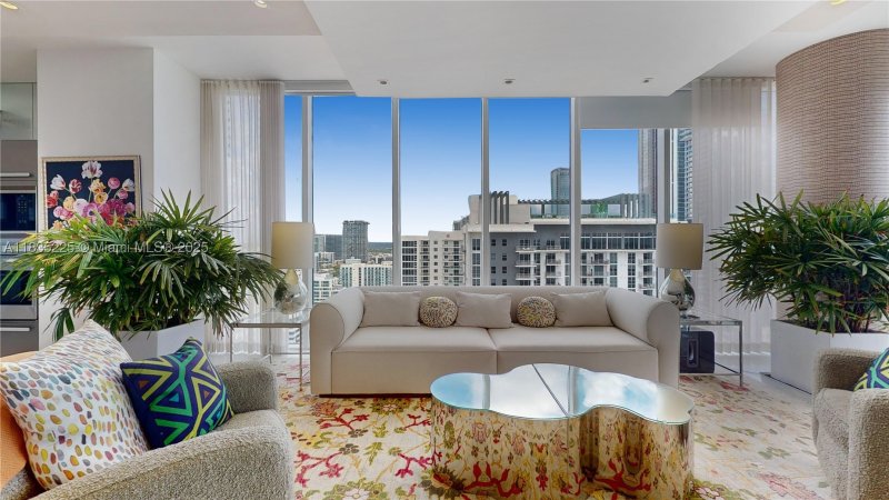 Condo for sale at Paramount Bay 2801