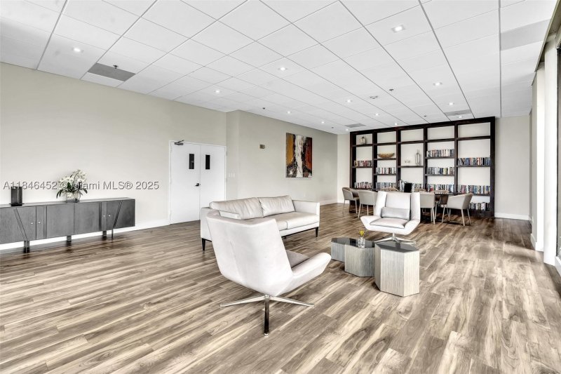 Condo for sale at Waterview 1449