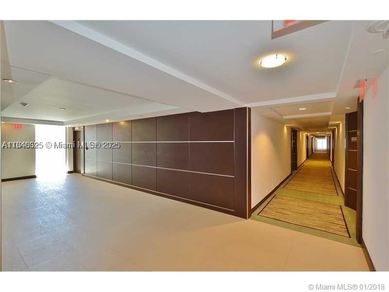 Apartment for rent at Arlen Beach 1008