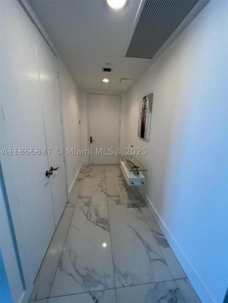 Apartment for rent at Trump Tower Three 2805