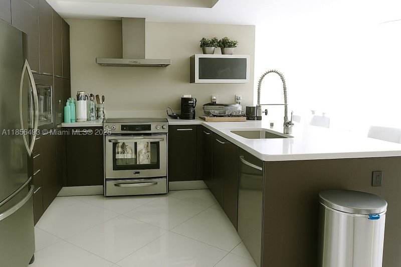 Comprar apartamento en St Tropez I II and III 3-1506