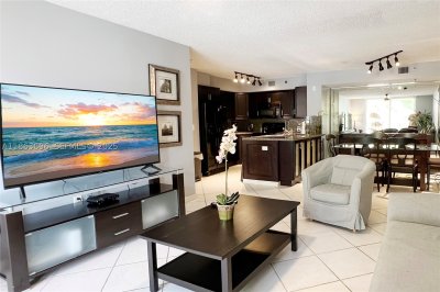 Comprar apartamento en The Yacht Club at Aventura 8305