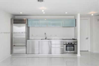 Comprar apartamento no Ten Museum Park 3106